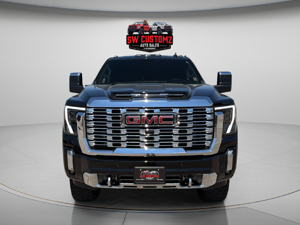 Used 2025 GMC Sierra 2500 Denali w/ Denali Reserve Package AWD/4WD image 2