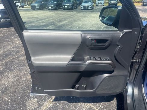 Used 2023 Toyota Tacoma SR5 w/ Technology Package image 25