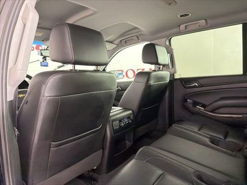 Used 2020 Chevrolet Suburban LT AWD/4WD image 14