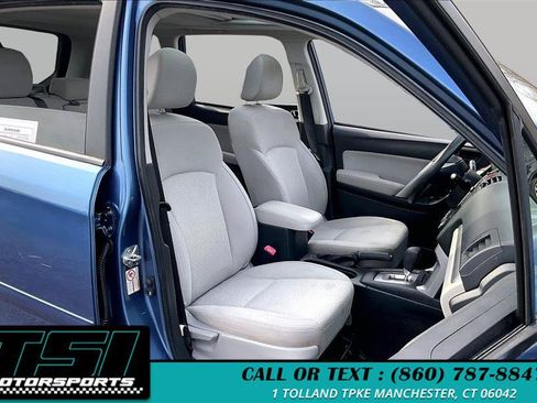 Used 2015 Subaru Forester 2.5i Premium AWD/4WD image 7