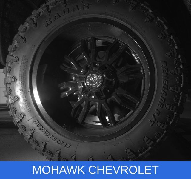 Used 2019 RAM 1500 Big Horn AWD/4WD image 10