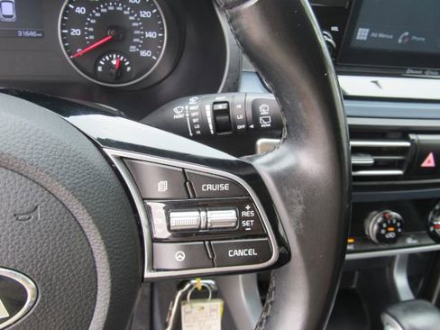 Used 2021 Kia Seltos S image 29