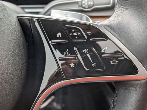 Certified 2025 Mercedes-Benz GLE 450 4MATIC image 17