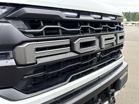 Used 2024 Ford F150 Raptor AWD/4WD image 8