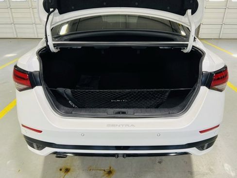 Used 2024 Nissan Sentra SR w/ Trunk Package image 9