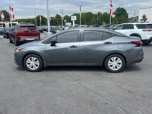 Certified 2022 Nissan Versa S FWD image 14