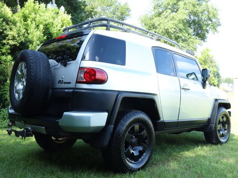 Used 2008 Toyota FJ Cruiser 4WD image 19