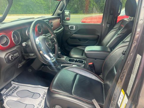 Used 2018 Jeep Wrangler Unlimited Rubicon AWD/4WD image 7