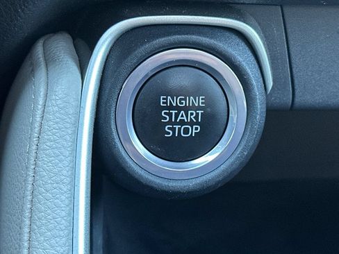 Used 2024 Toyota Grand Highlander AWD image 23