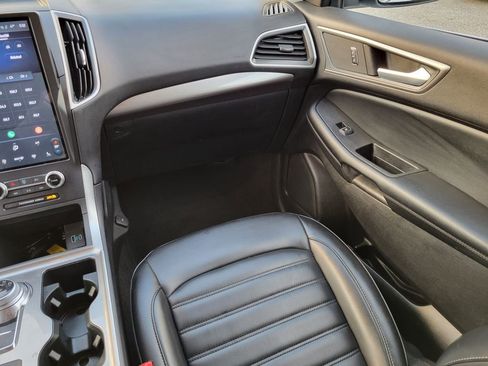 Certified 2024 Ford Edge SEL image 20