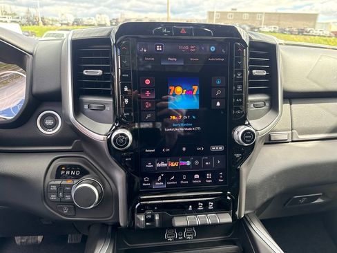 New 2026 RAM 1500 4x4 Crew Cab image 12