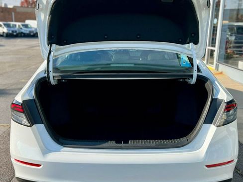 Used 2024 Honda Accord EX image 9