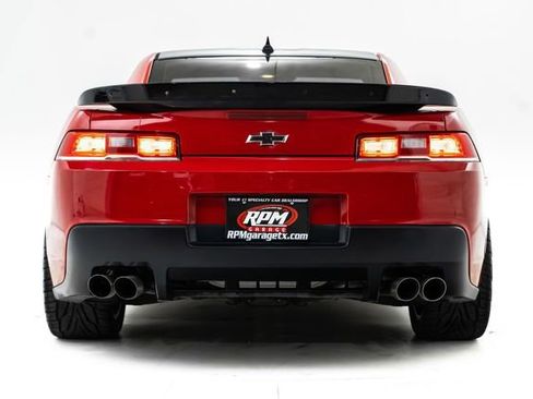 Used 2015 Chevrolet Camaro SS w/ LPO, Black Appearance Package RWD image 3