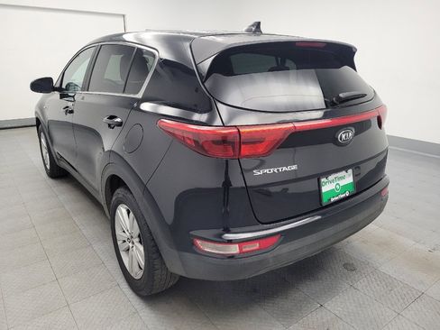 Used 2017 Kia Sportage LX image 5