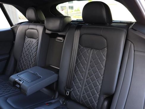 Used 2023 Audi SQ8 Prestige image 21