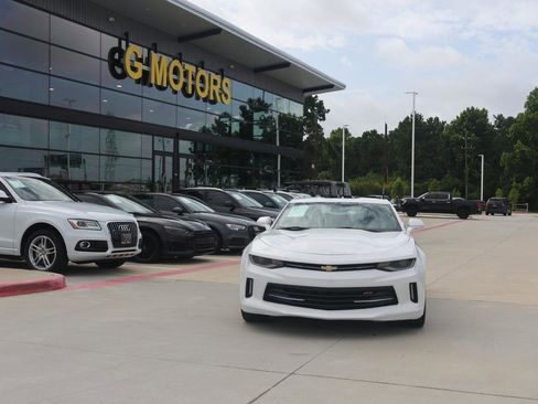 Used 2018 Chevrolet Camaro LT w/ RS Package image 31