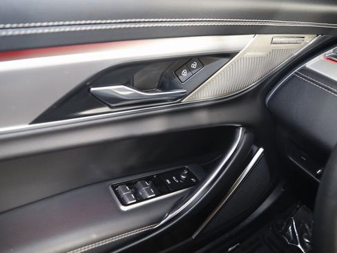 Used 2024 Jaguar XF R-Dynamic SE image 33