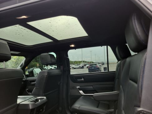 Certified 2024 Toyota Sequoia Platinum AWD/4WD image 18