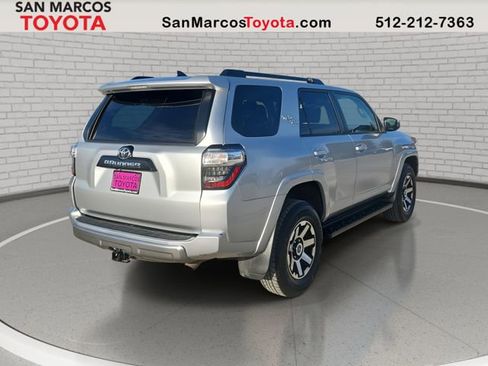 Used 2022 Toyota 4Runner TRD Off-Road image 5
