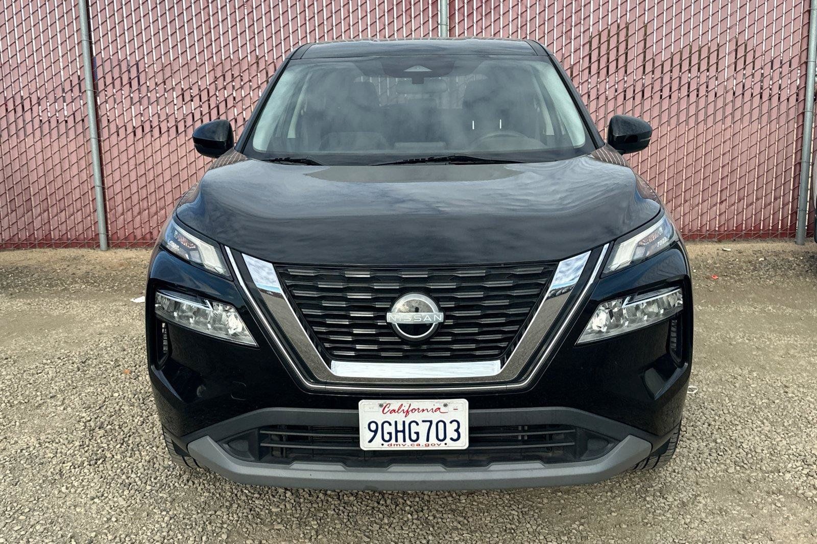 Certified 2022 Nissan Rogue SV AWD/4WD image 3