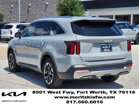 New 2026 Kia Sorento S FWD image 4