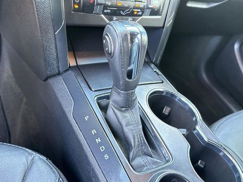 Certified 2018 Ford Explorer XLT w/ Equipment Group 202A FWD image 37