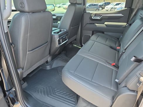 Used 2026 Chevrolet Silverado 1500 LTZ w/ LTZ Premium Package AWD/4WD image 31