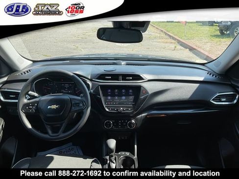 Used 2023 Chevrolet TrailBlazer LT w/ Convenience Package AWD/4WD image 15