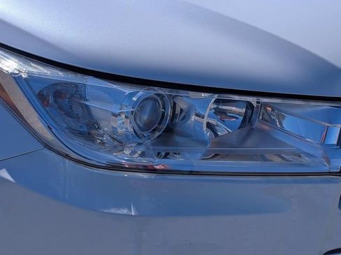 Used 2018 Toyota Highlander XLE image 22