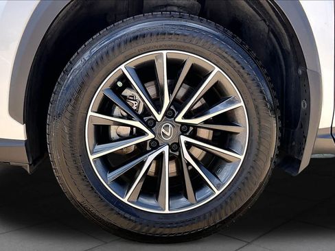 Used 2024 Lexus NX 250 FWD w/ Towing Package (2000 Lbs) image 11