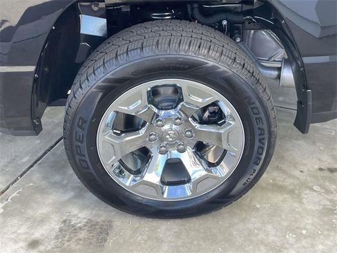 Used 2019 RAM 1500 Big Horn image 11