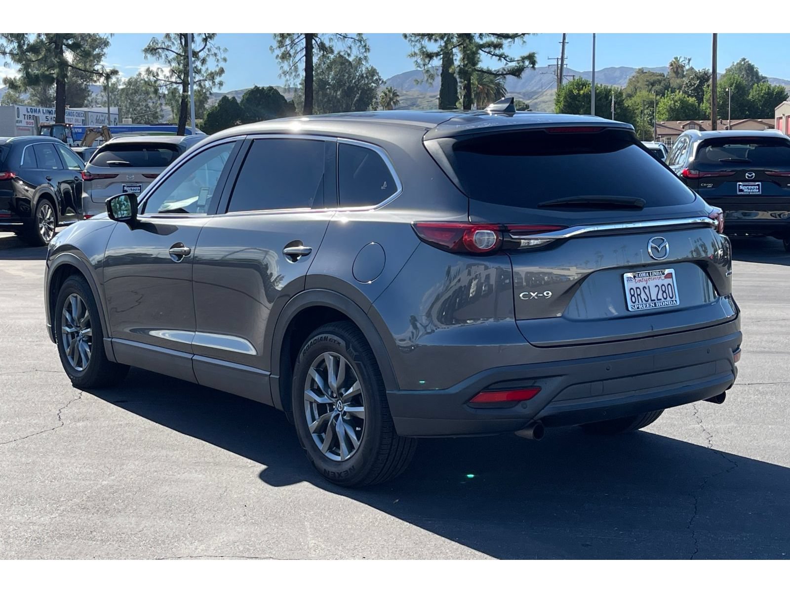 Used 2020 MAZDA CX-9 Touring w/ Touring Premium Package FWD image 3