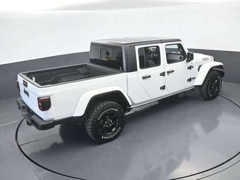 Used 2024 Jeep Gladiator Sport image 55
