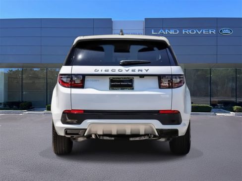 New 2024 Land Rover Discovery Sport S image 5