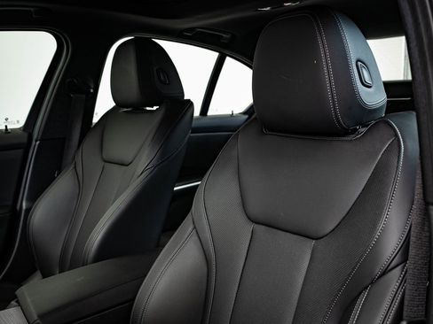 Certified 2025 BMW 330i xDrive Sedan image 23