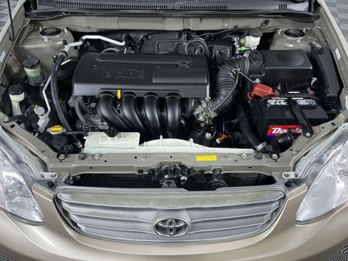 Used 2004 Toyota Corolla LE image 24