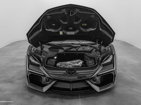 Used 2026 Lamborghini Revuelto AWD/4WD image 11