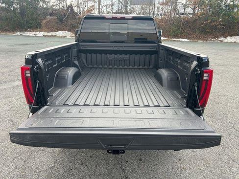 New 2026 GMC Sierra 2500 SLT w/ SLT Premium Package image 16