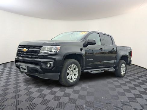 Used 2022 Chevrolet Colorado LT w/ LT Convenience Package image 3