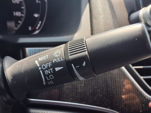 Used 2018 Honda Accord Sport image 22