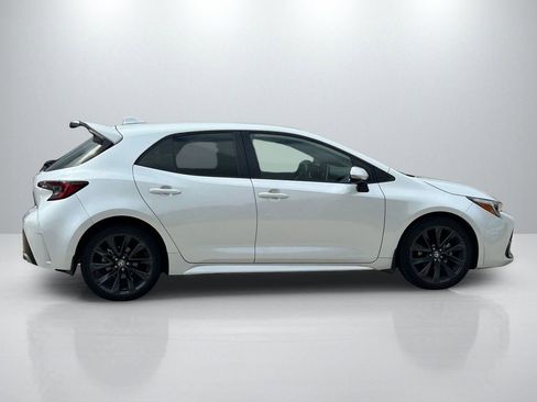 Used 2024 Toyota Corolla XSE FWD image 4