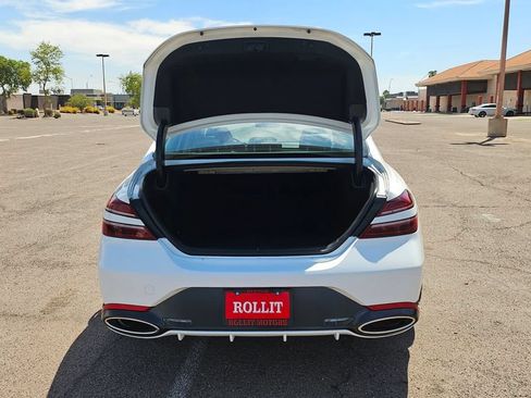 Used 2025 Genesis G70 2.5T RWD image 13