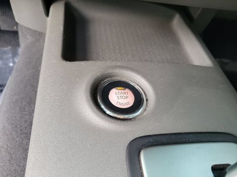 Used 2021 Nissan Frontier SV w/ Midnight Edition Floor Mats RWD image 32
