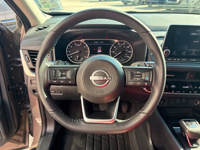 Used 2024 Nissan Rogue SV w/ SV Premium Package FWD image 21
