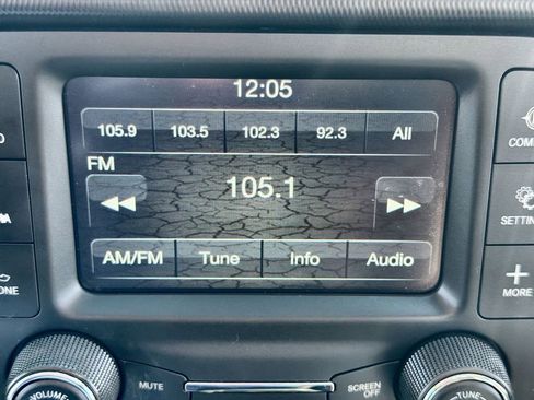 Used 2018 Jeep Wrangler Unlimited Sport S image 12