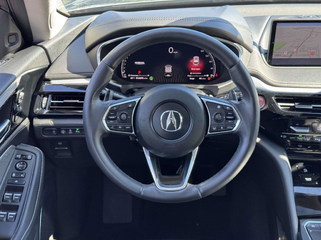 Certified 2024 Acura MDX w/ Technology Package AWD/4WD image 13