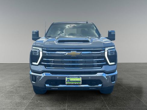 New 2026 Chevrolet Silverado 3500 LTZ w/ LTZ Plus Package AWD/4WD image 2