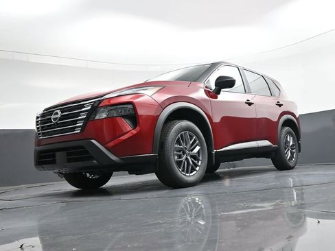 Certified 2026 Nissan Rogue S image 30