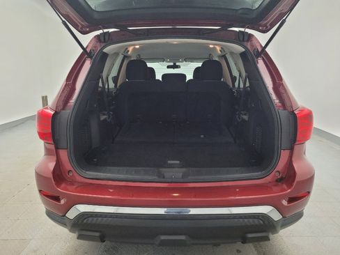 Used 2017 Nissan Pathfinder S image 29