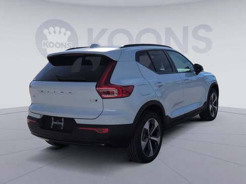 New 2026 Volvo XC40 B5 Plus w/ Protection Package Premier image 7
